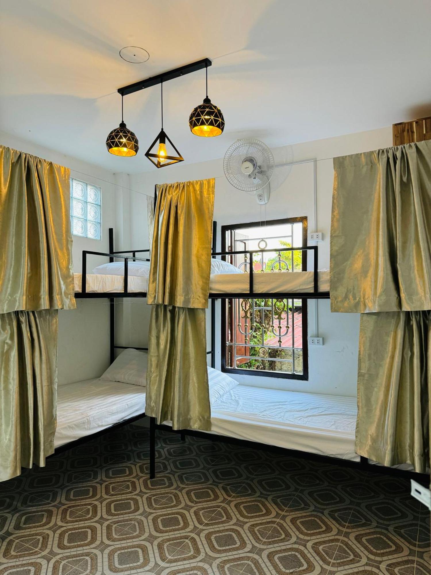 Sabai Sabai Backpackers Hostel Λουάνγκ Πραμπάνγκ Εξωτερικό φωτογραφία